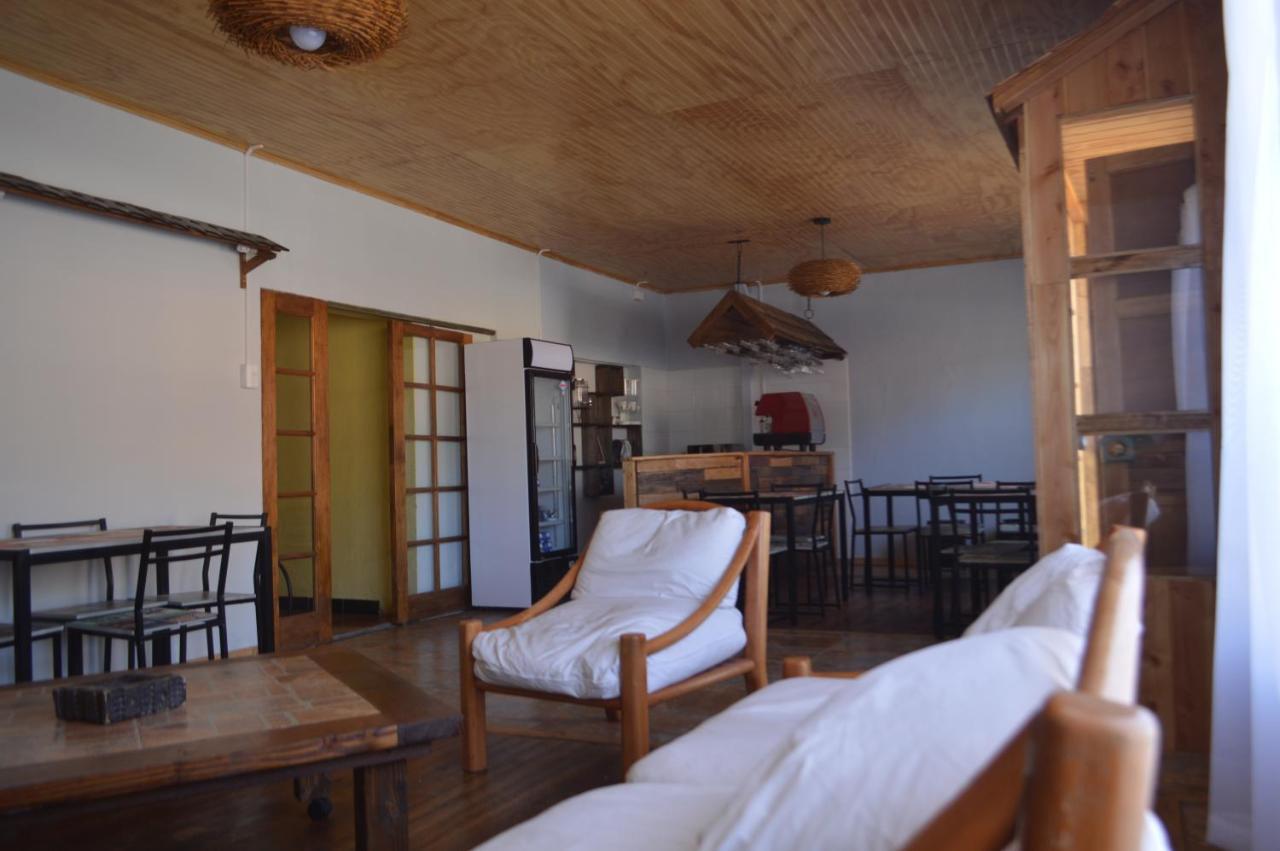 Hostal Y Cabanas Vientos Del Sur Puerto Ingeniero Ibanez Exterior foto